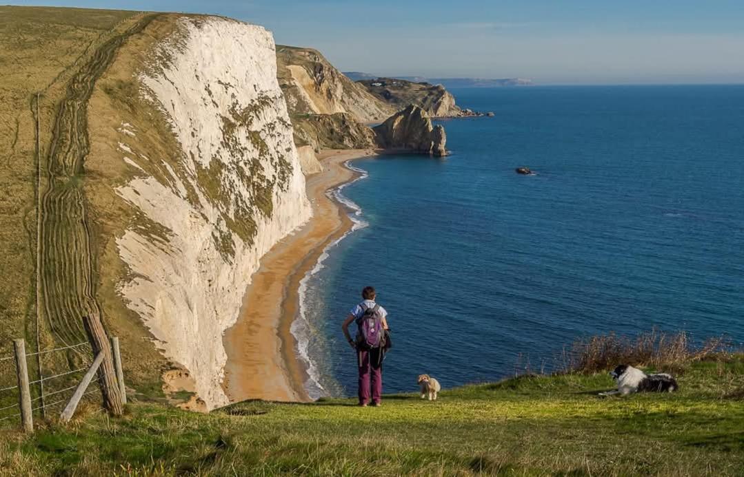 Готель Durdlee Door, D27, Main Rd, West Lulworth, Wareham Bh20 5Pu Екстер'єр фото